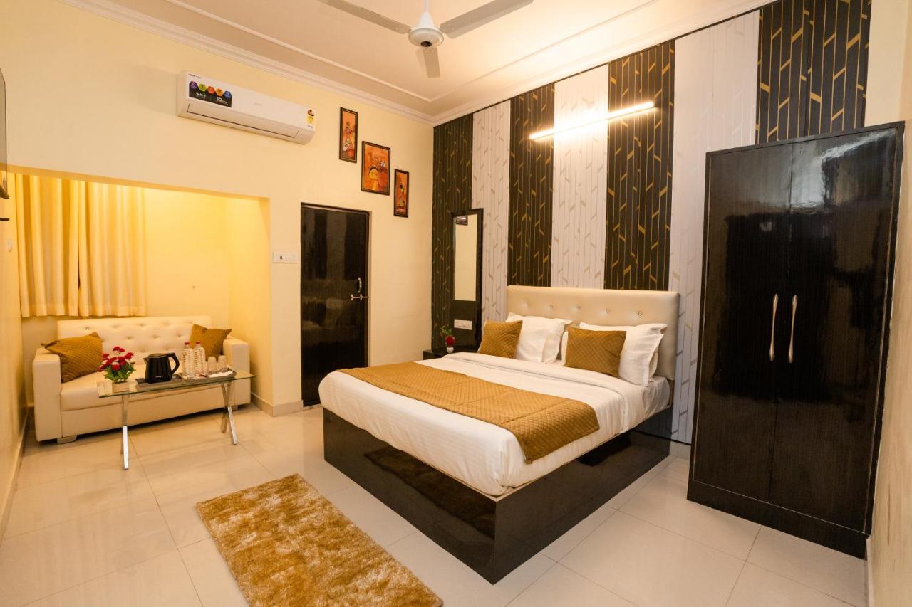 Ventex Inn Lucknow Extérieur photo