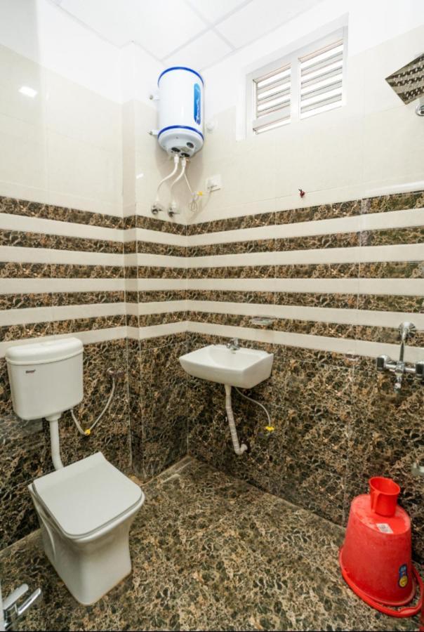 Ventex Inn Lucknow Extérieur photo